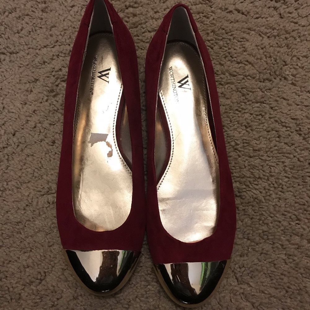 Wine burgundy gold flats Worthington sz 7 NWT